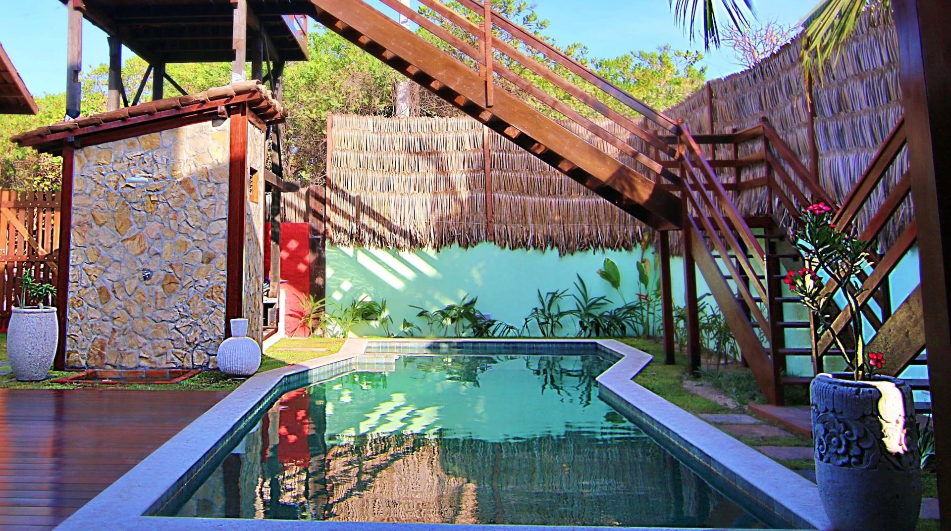 Piscina da Pousada Jurará